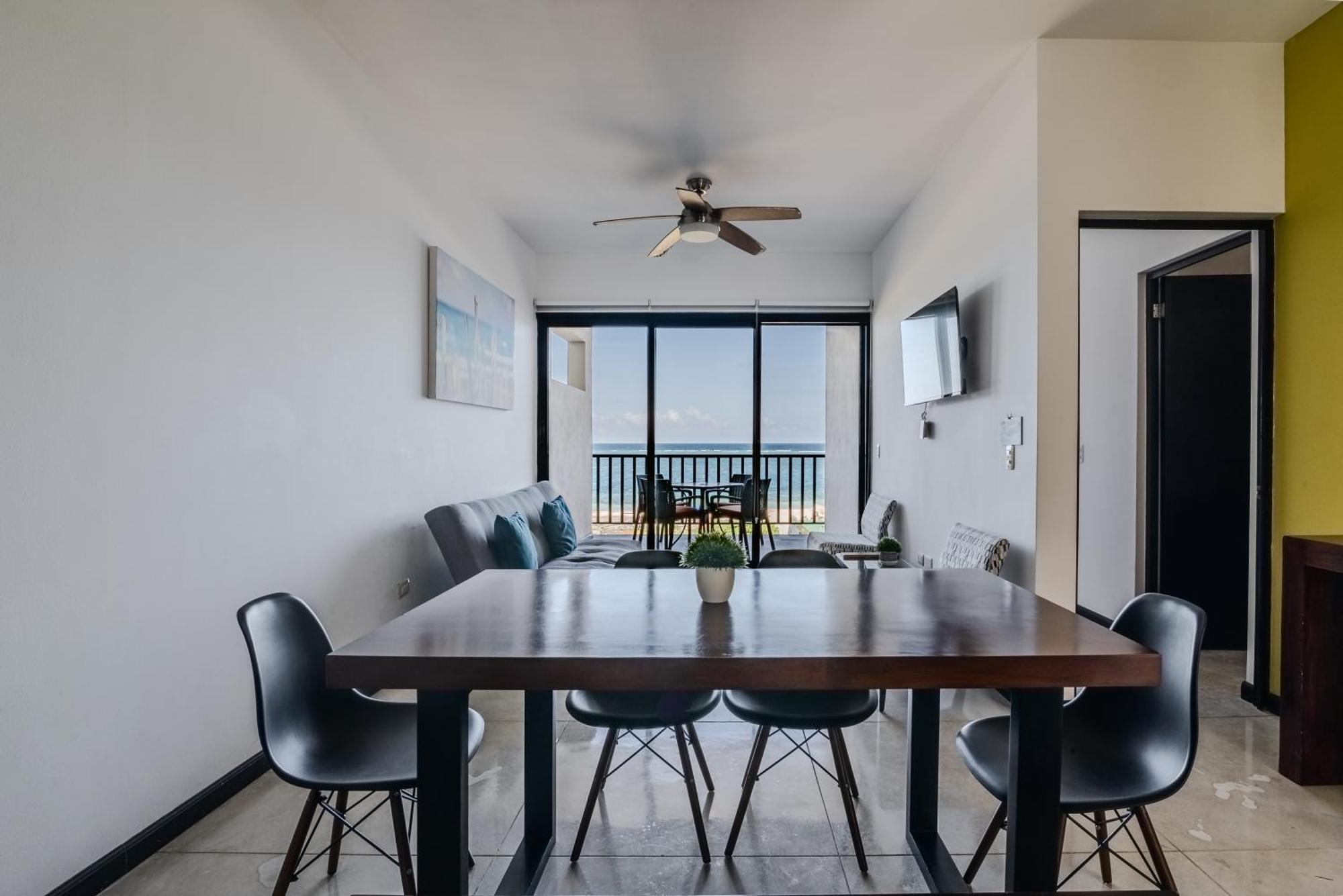 Vela's Ocean Front 3*