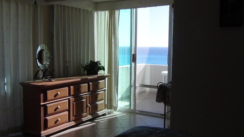 Vela's Ocean Front Apartahotel Puerto Morelos