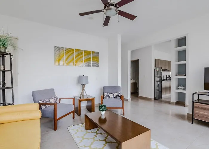 Vela\'S Condos Ocean Front