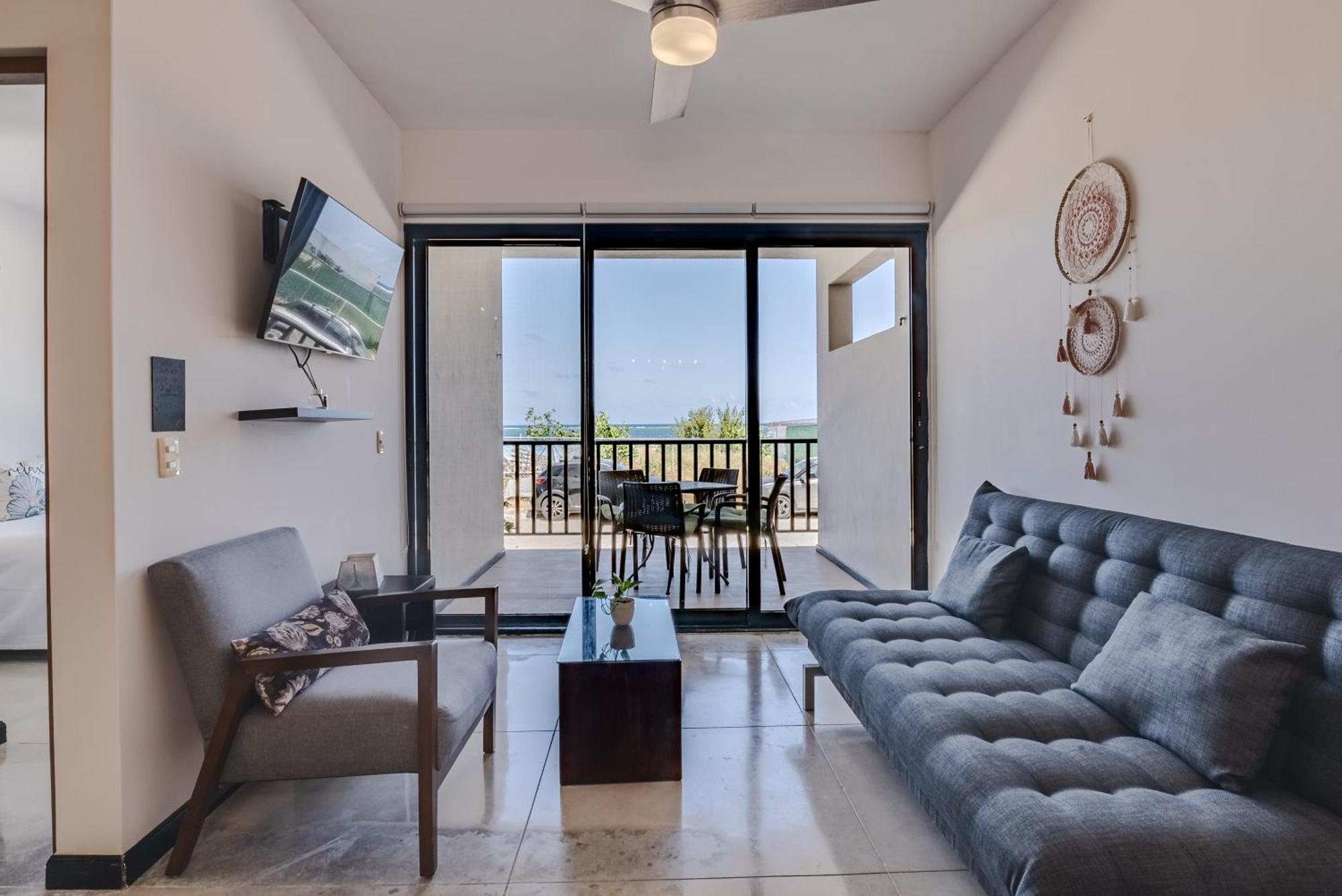 Apart-hotel Vela's Ocean Front 3*