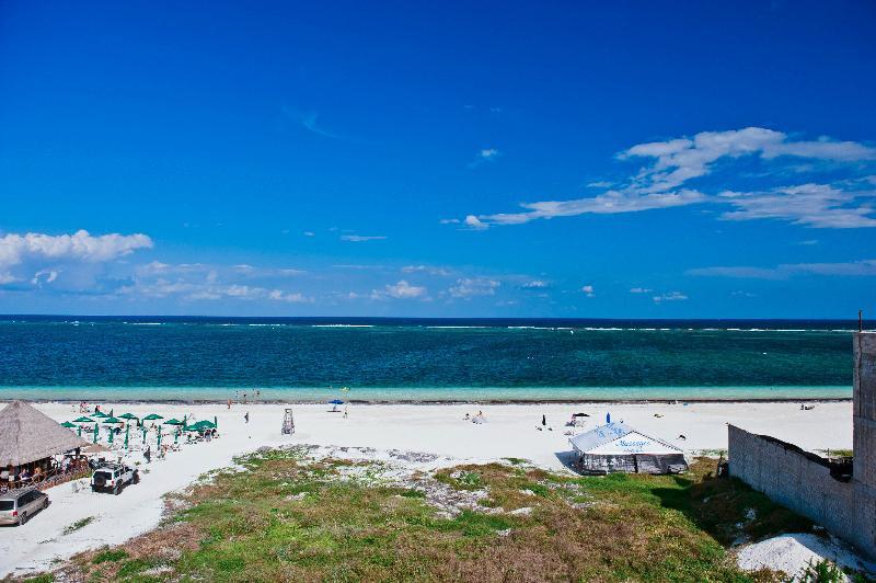 Apartahotel Vela's Ocean Front 3*
